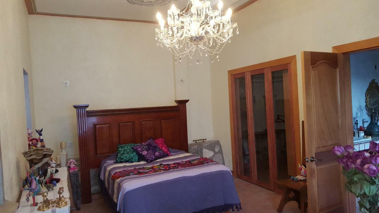 La Casona Azul Bed N Breakfast Santa Rosa de Jauregui Exterior foto